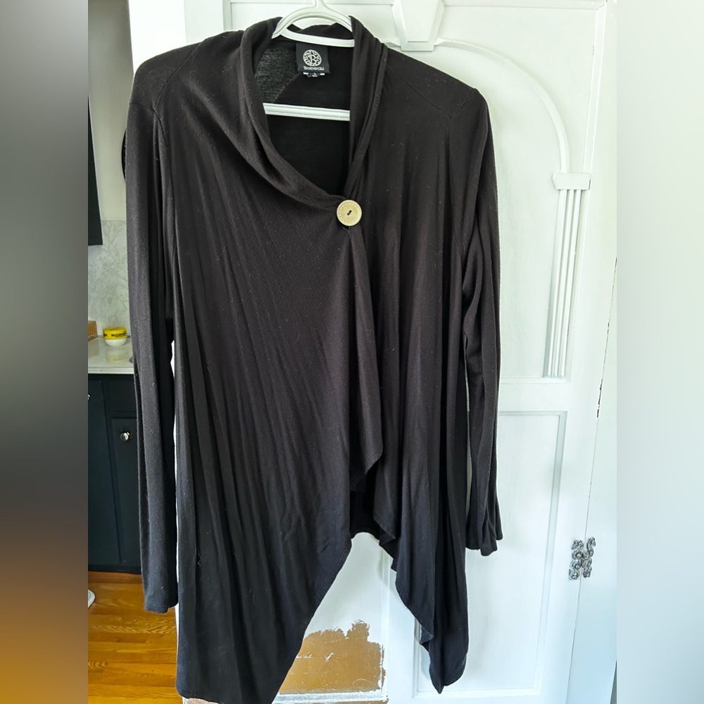 Black jersy knit sweater